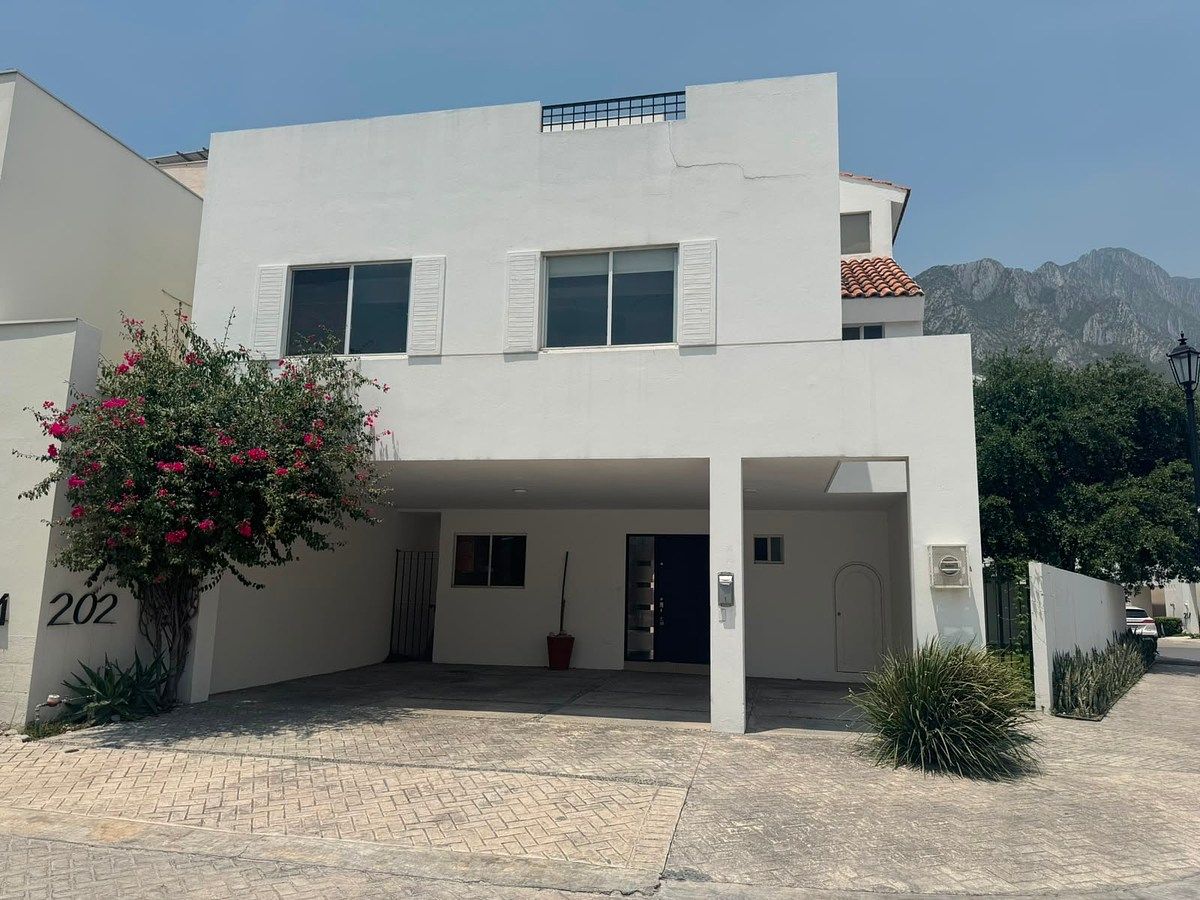 CASA EN RENTA, VENTANAS A LA HUASTECA, foto 1 de 11