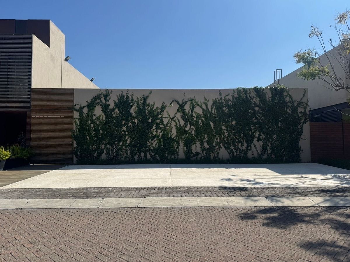 Vendo excelente terreno bardeado  en Rinconada Jurica, Querétaro., foto 1 de 4