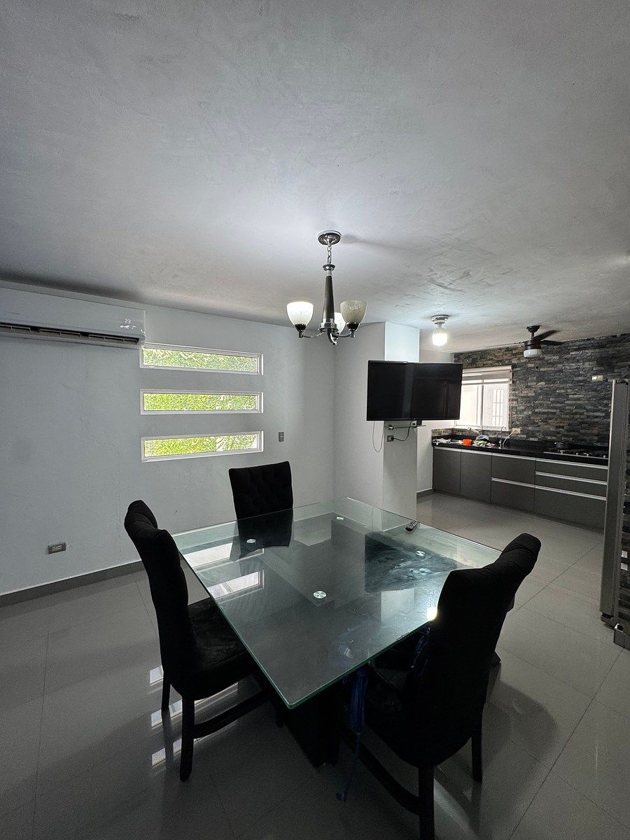 Casa em Cerradas de Valle Alto, Monterrey, foto 3 de 15