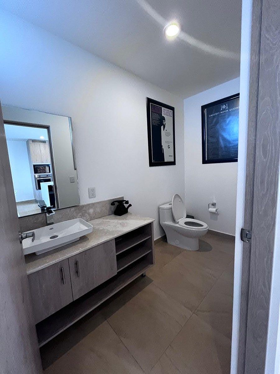 baño recamara 2 planta alta, photo 11 of 22