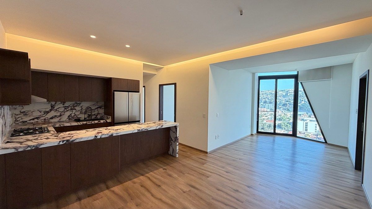Departamento en Renta en Adamant Grand, foto 1 de 43
