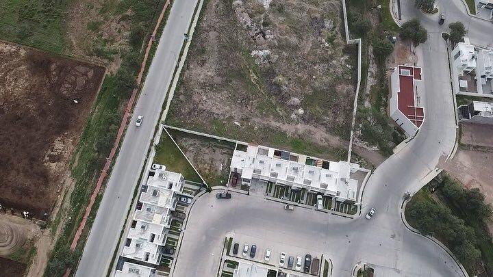 Terreno en venta, foto 1 de 8