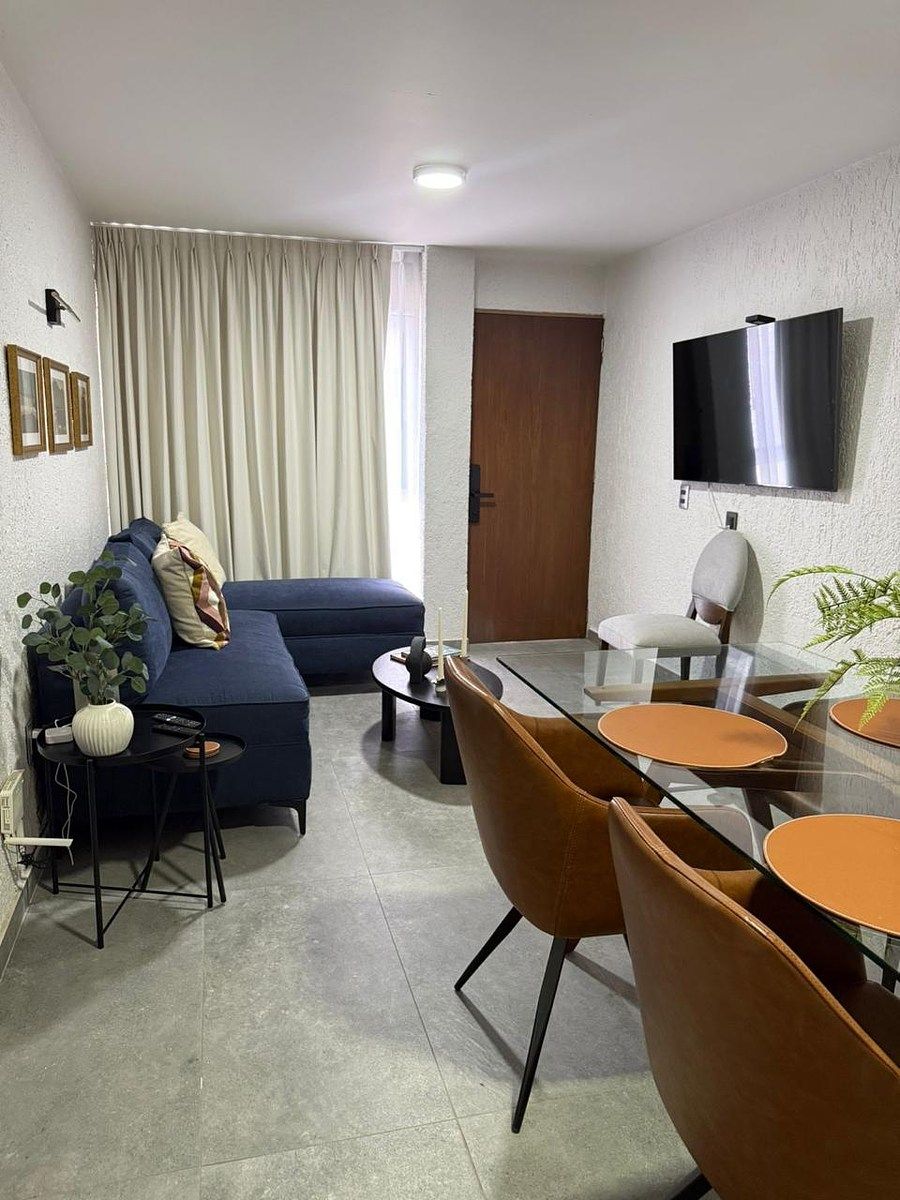 Excelente Departamento amueblado en Colomos Providencia, foto 1 de 13