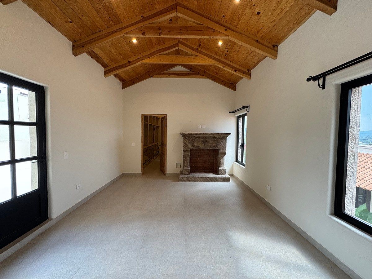 House in Gated Community in La Lejona, San Miguel de Allende, photo 39 of 49