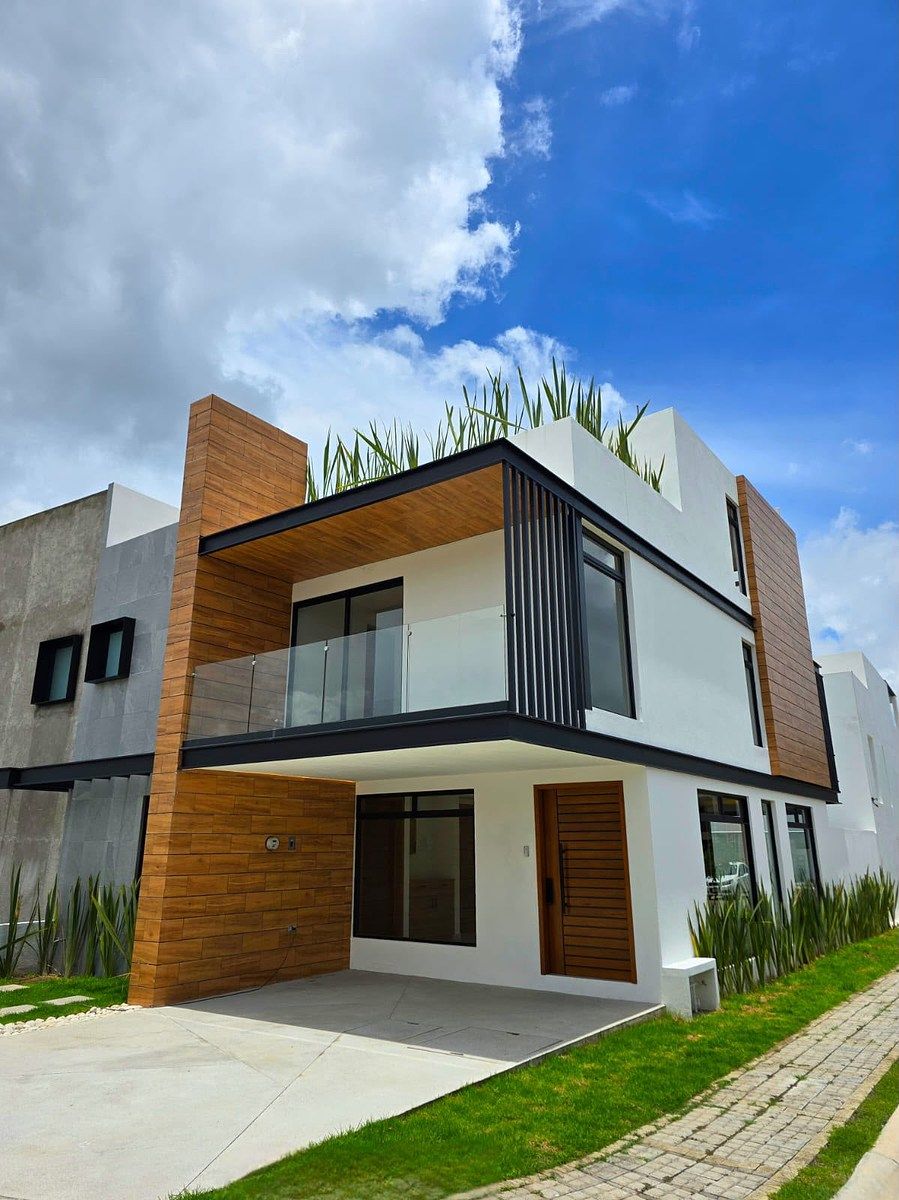 CASA EN VENTA CON ACABADOS PREMIUM Y EXCELENTE PRECIO PARQUE CHIAPAS, PUEBLA., foto 1 de 26