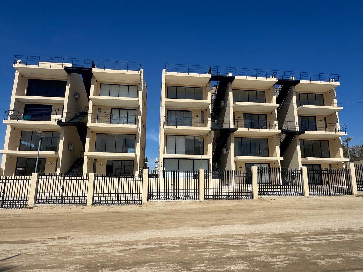 Apartment in El Tezal, Los Cabos, photo 2 of 14
