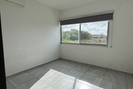 Casa en Venta | Privada sobre Av. Huayacán, Residencial Astoria Cancún