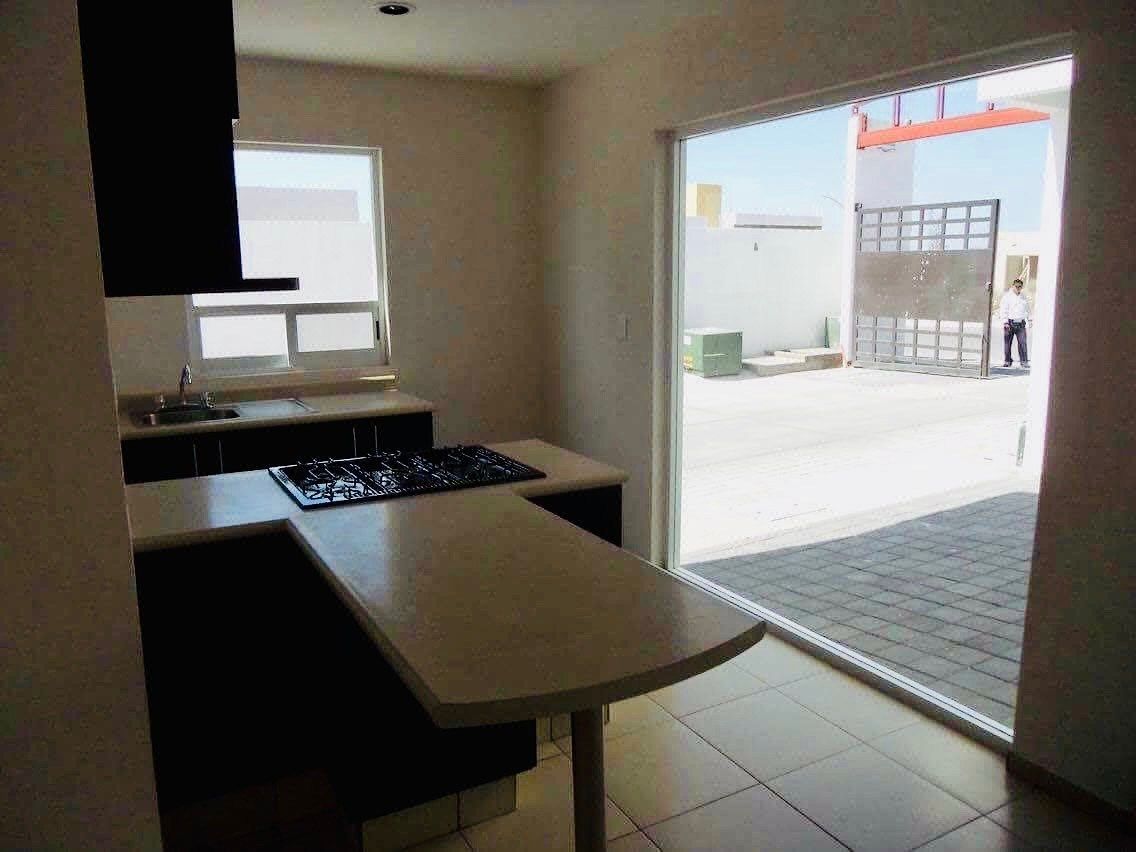 Casa em condomínio fechado em Fraccionamiento El Mirador, El Marqués, foto 2 de 7