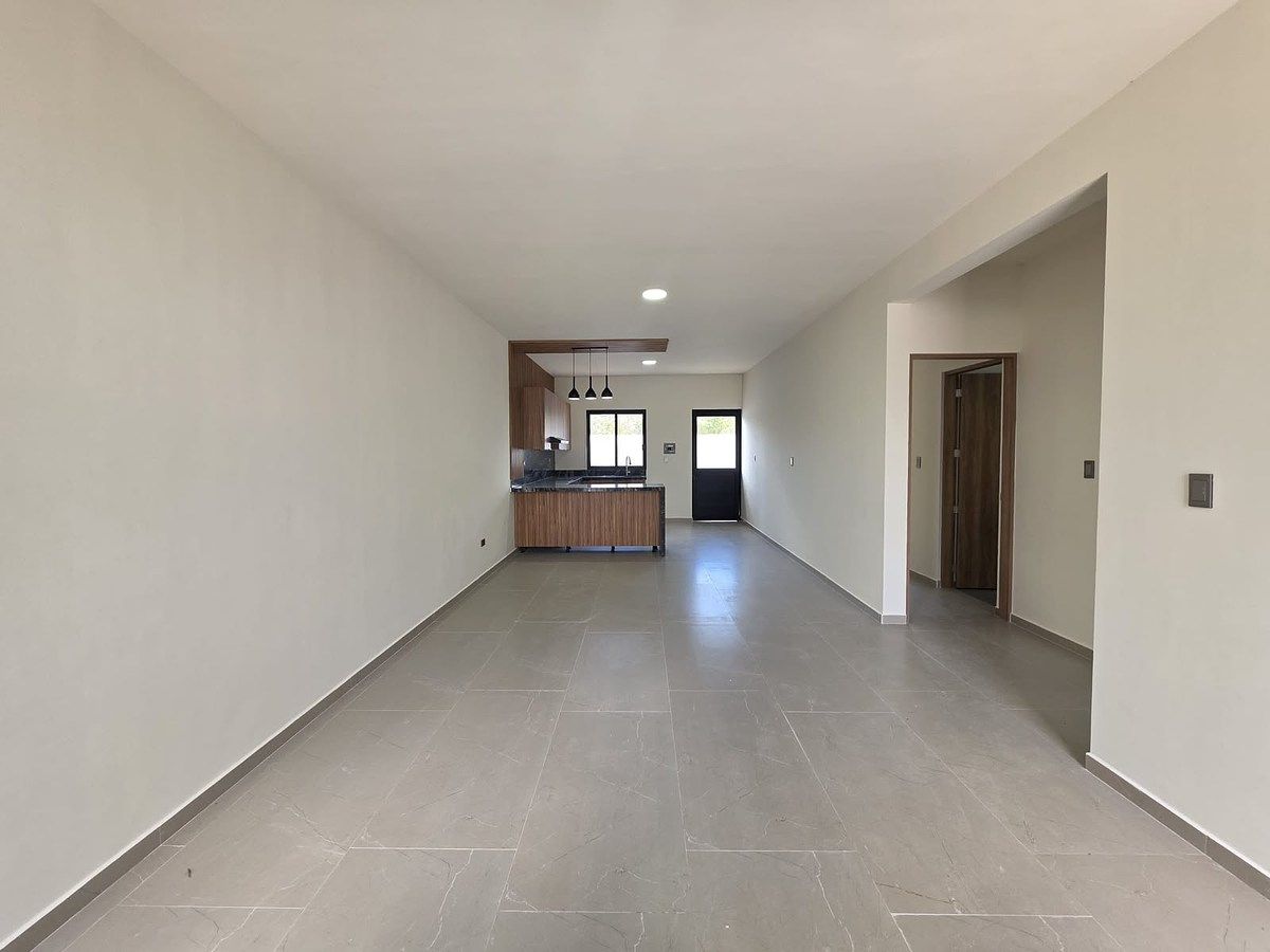 Casa em X-Cuyum, Conkal, foto 2 de 15