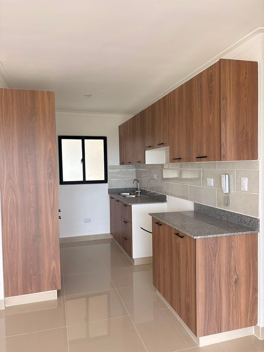 Apartamento en Avenida Ecológica, Santo Domingo Este, foto 8 de 13
