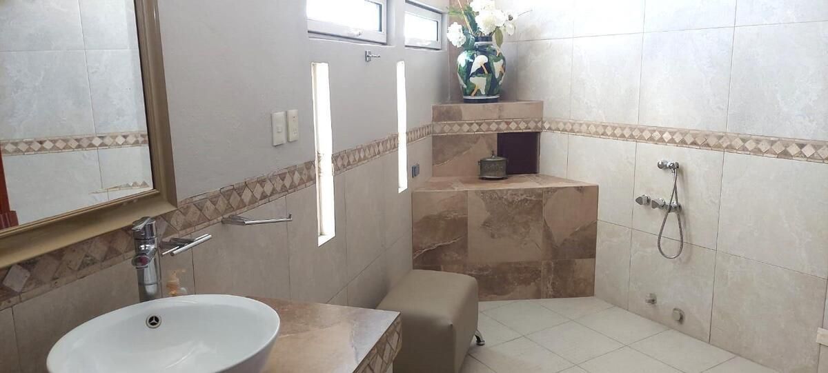 House in Colinas de San Jerónimo, Monterrey, photo 15 of 29
