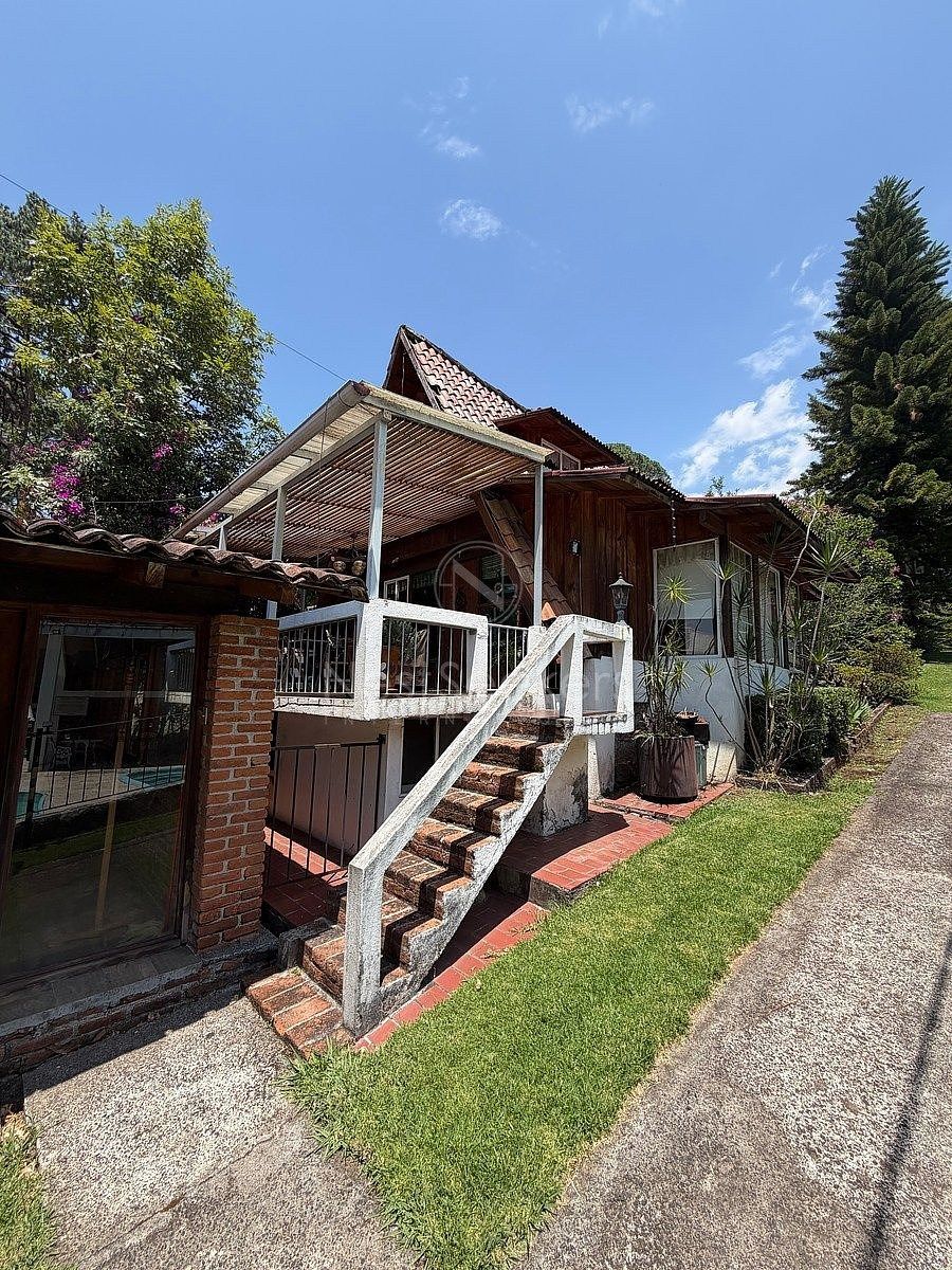 Casa em condomínio fechado em Avándaro, Valle de Bravo, foto 3 de 21