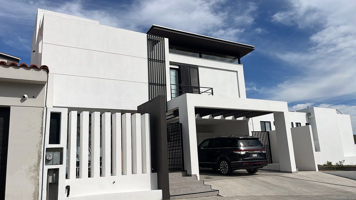 Exclusive Residence in Real del Mar with Ocean View