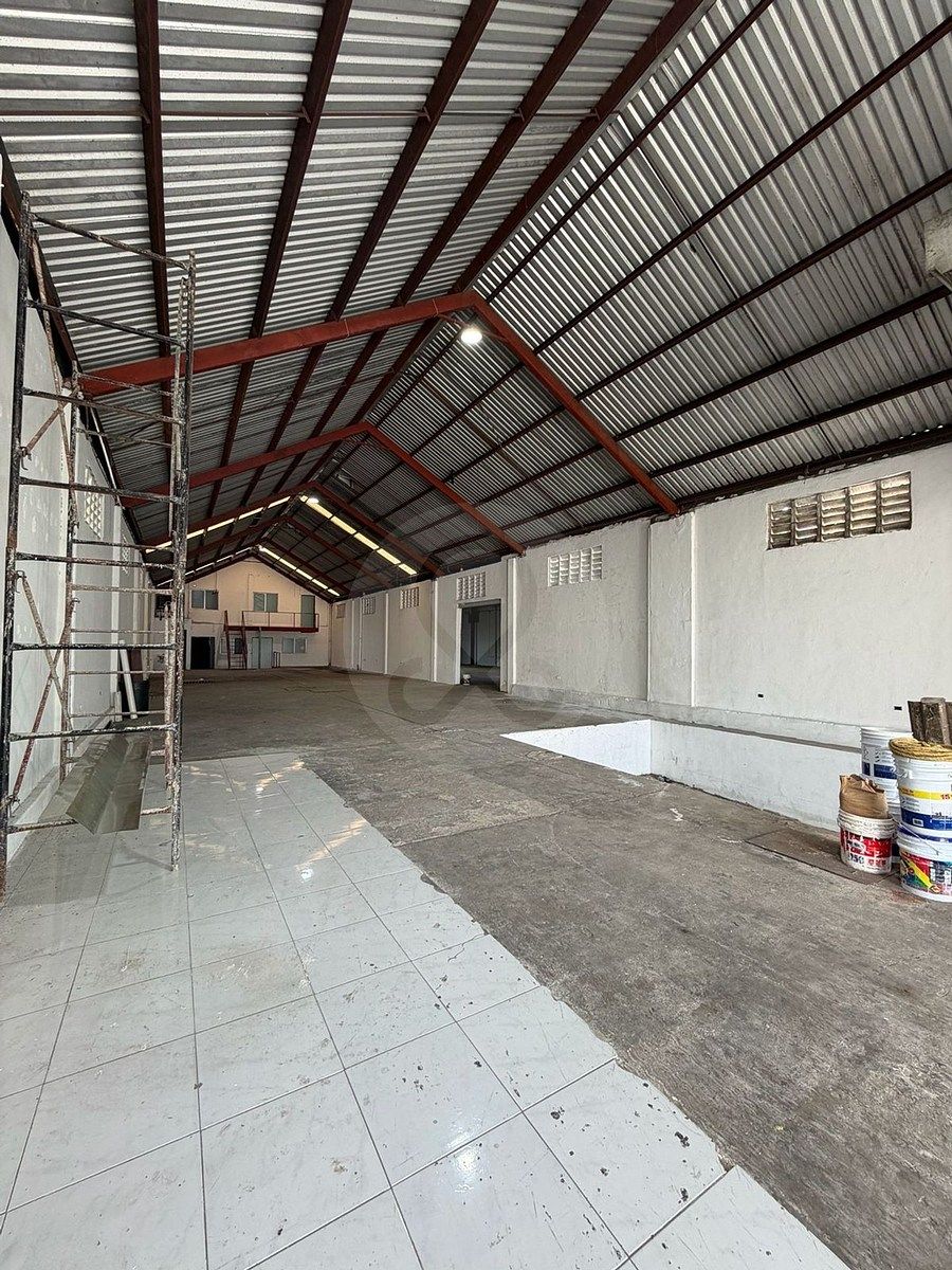 Bodega comercial en Chichi Suárez, Mérida, foto 4 de 11
