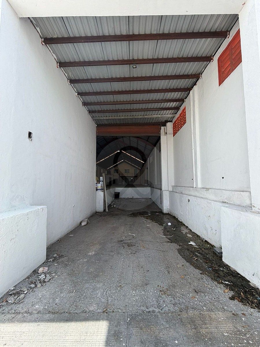 Bodega comercial en Chichi Suárez, Mérida, foto 8 de 11
