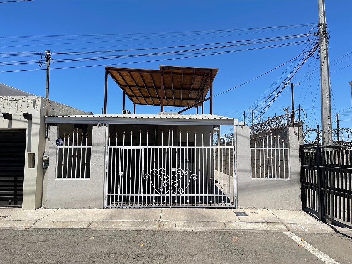 CASA EN VENTA EN FRACCIONAMIENTO VILLAS DEL COLORADO PRIMERA SECCIÓN, foto 1 de 18