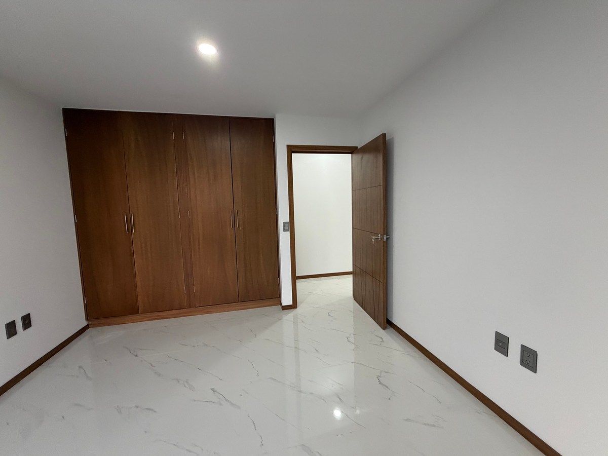 Casa em Valle Imperial, Zapopan, foto 13 de 19