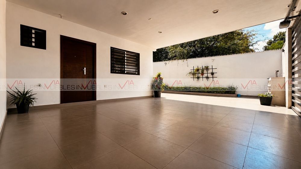Casa en Puerta de Hierro, Monterrey, foto 2 de 22