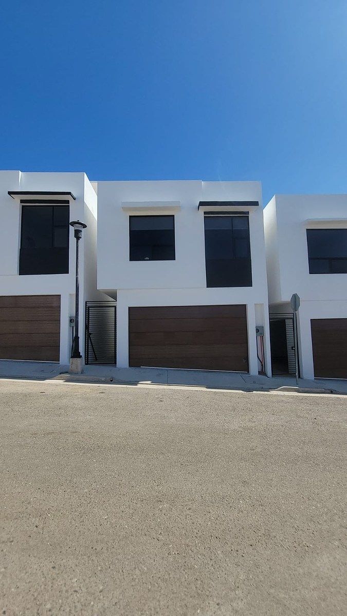 Casa nueva amueblada en Venta Residencial San Mario, photo 1 of 27