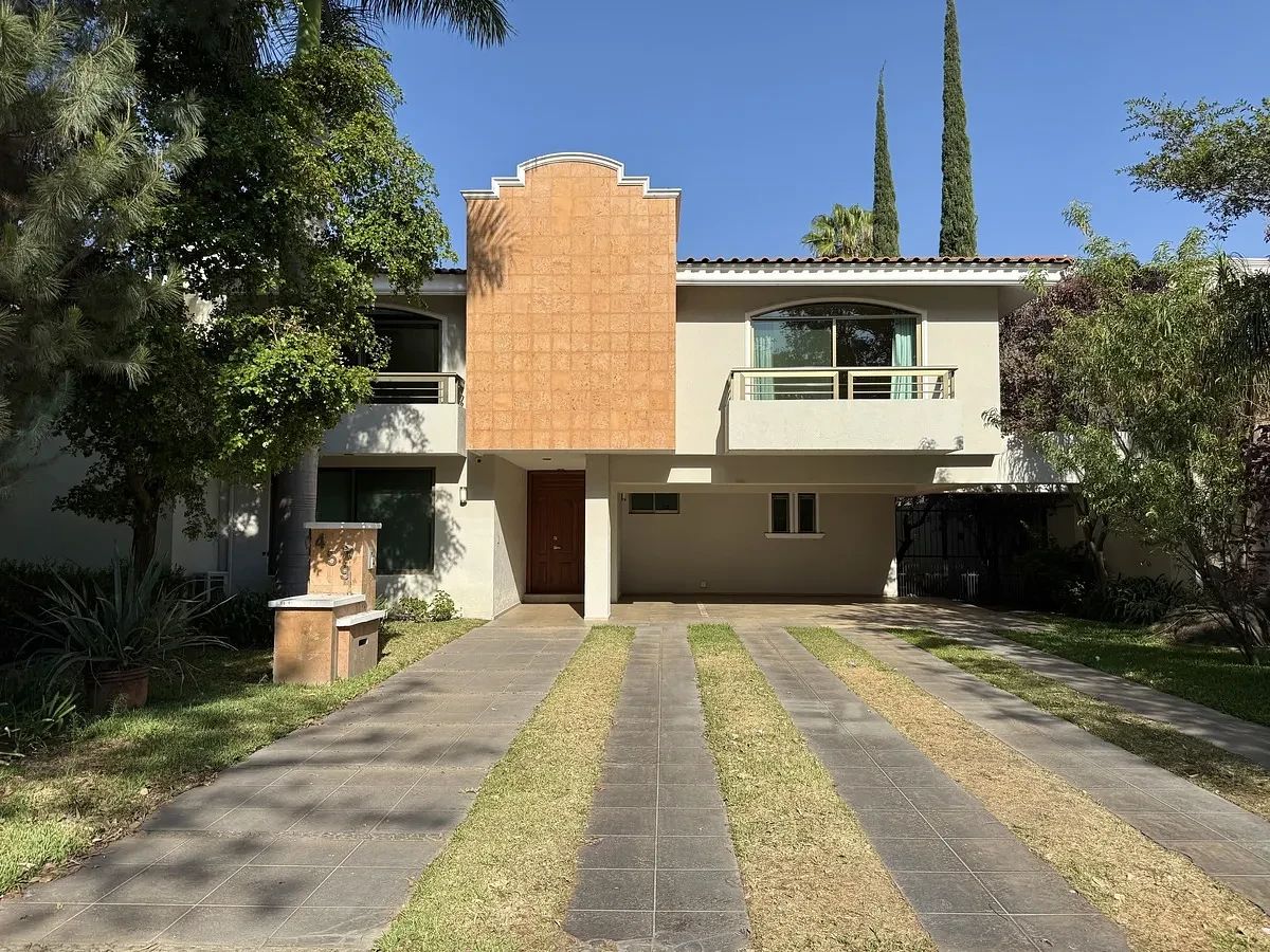 Casa em Valle Real, Zapopan, foto 3 de 25