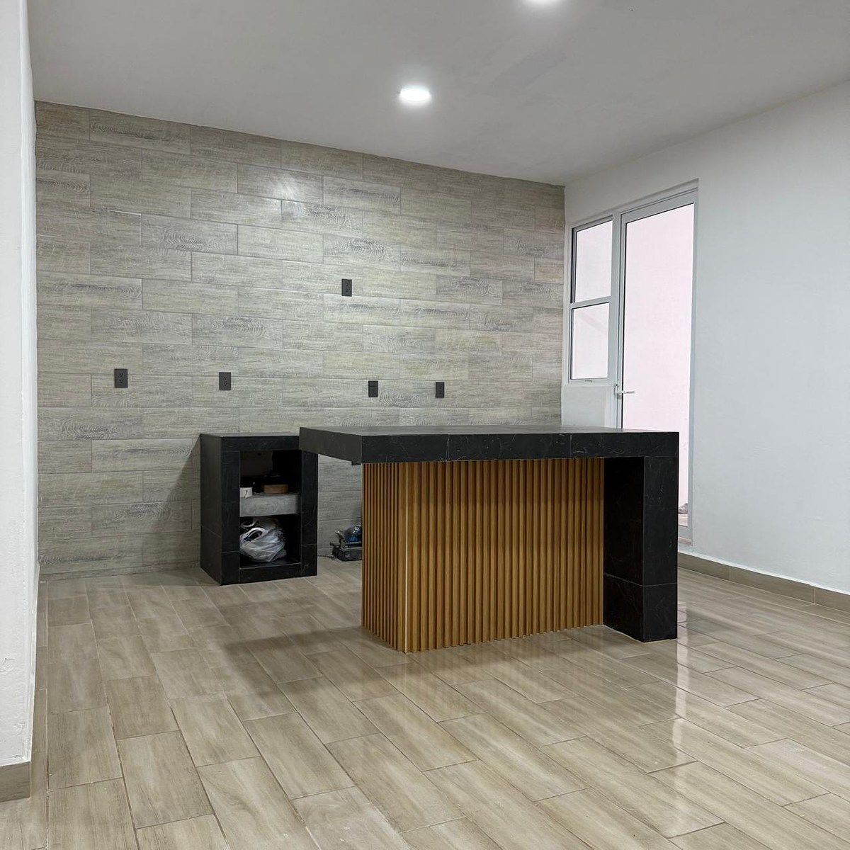 CASA EN VENTA EN CENTENARIO, foto 1 de 24