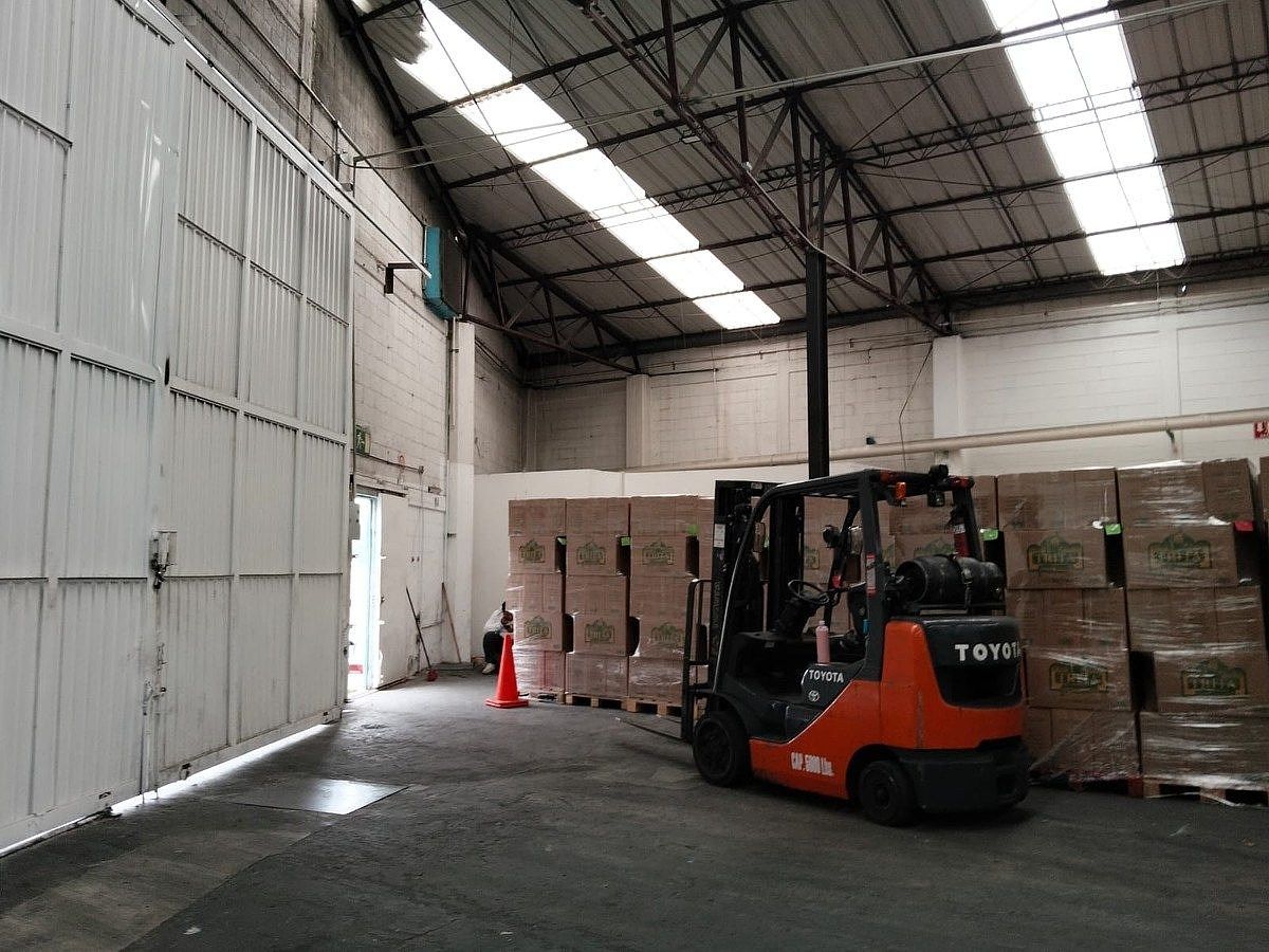 Galpão comercial em Los Reyes, Tlalnepantla de Baz, foto 2 de 7