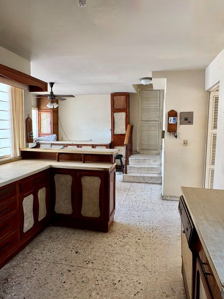 House in Contry la Silla, Guadalupe, photo 8 of 25