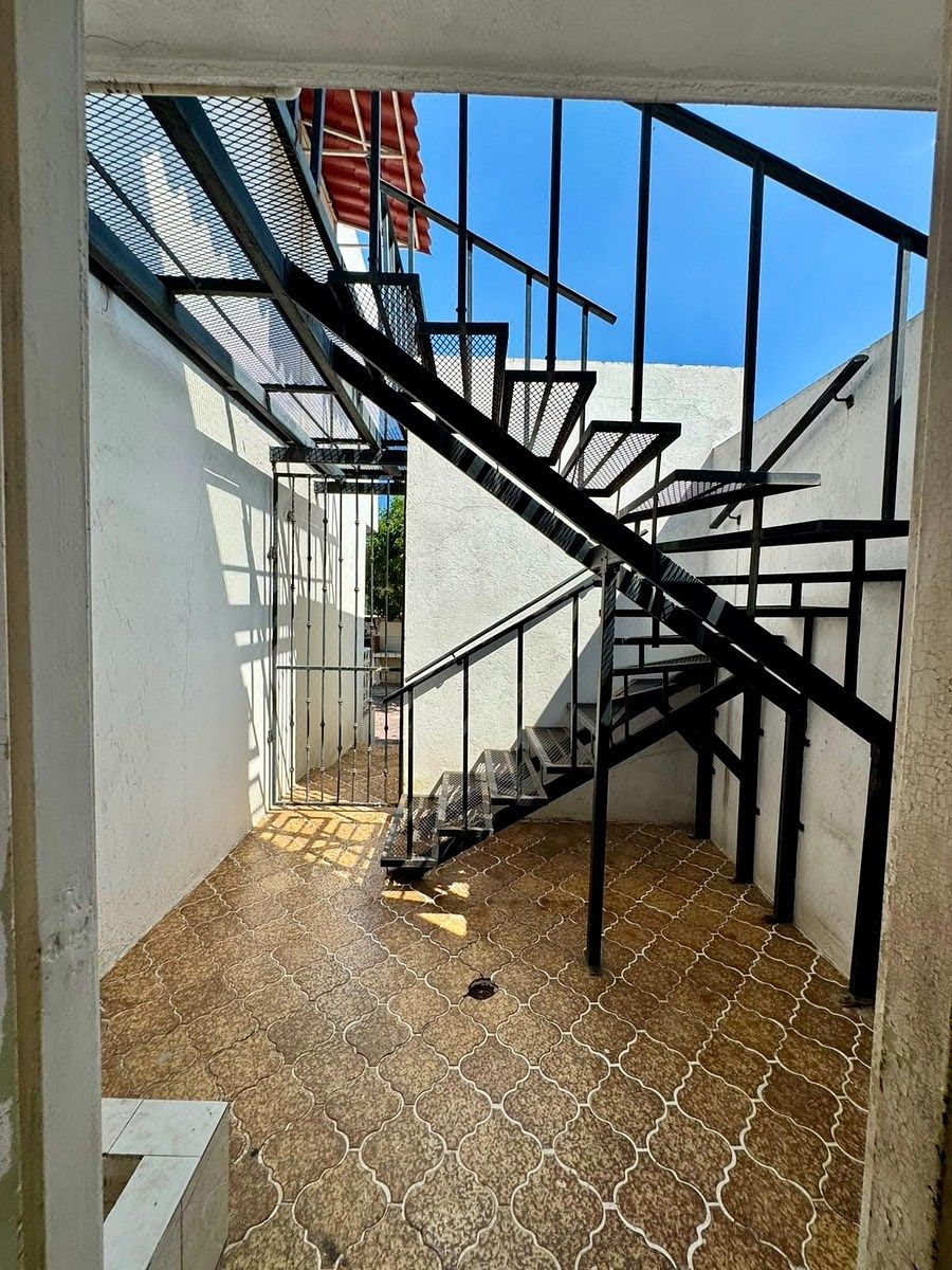 House in Contry la Silla, Guadalupe, photo 19 of 25