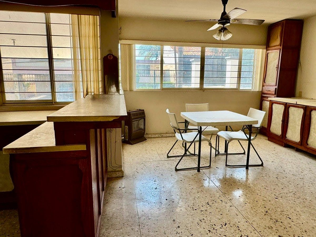 House in Contry la Silla, Guadalupe, photo 6 of 25