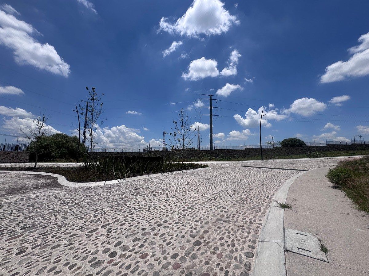Lot in Lomas del Campanario Norte, Querétaro, photo 5 of 14