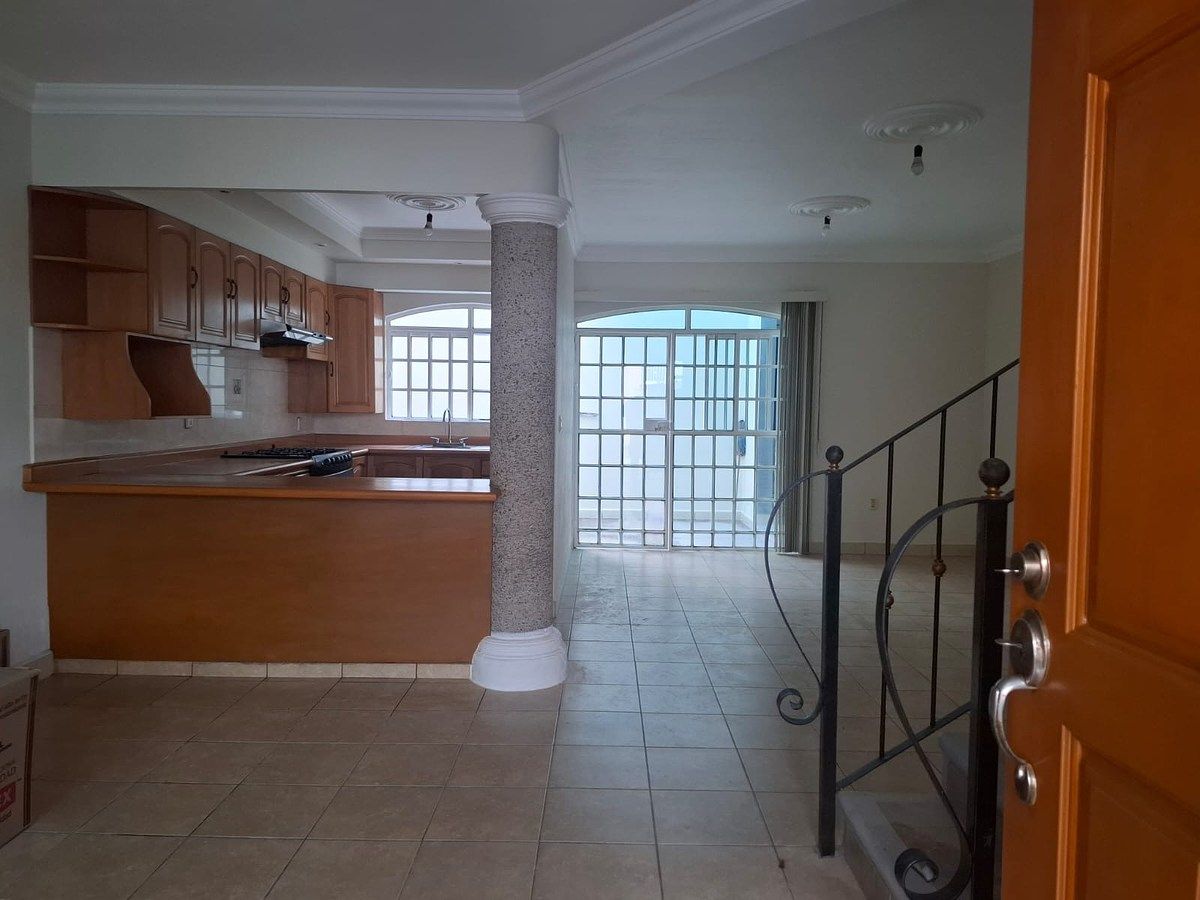 Casa em Rinconada de Los Sauces, Zapopan, foto 4 de 15