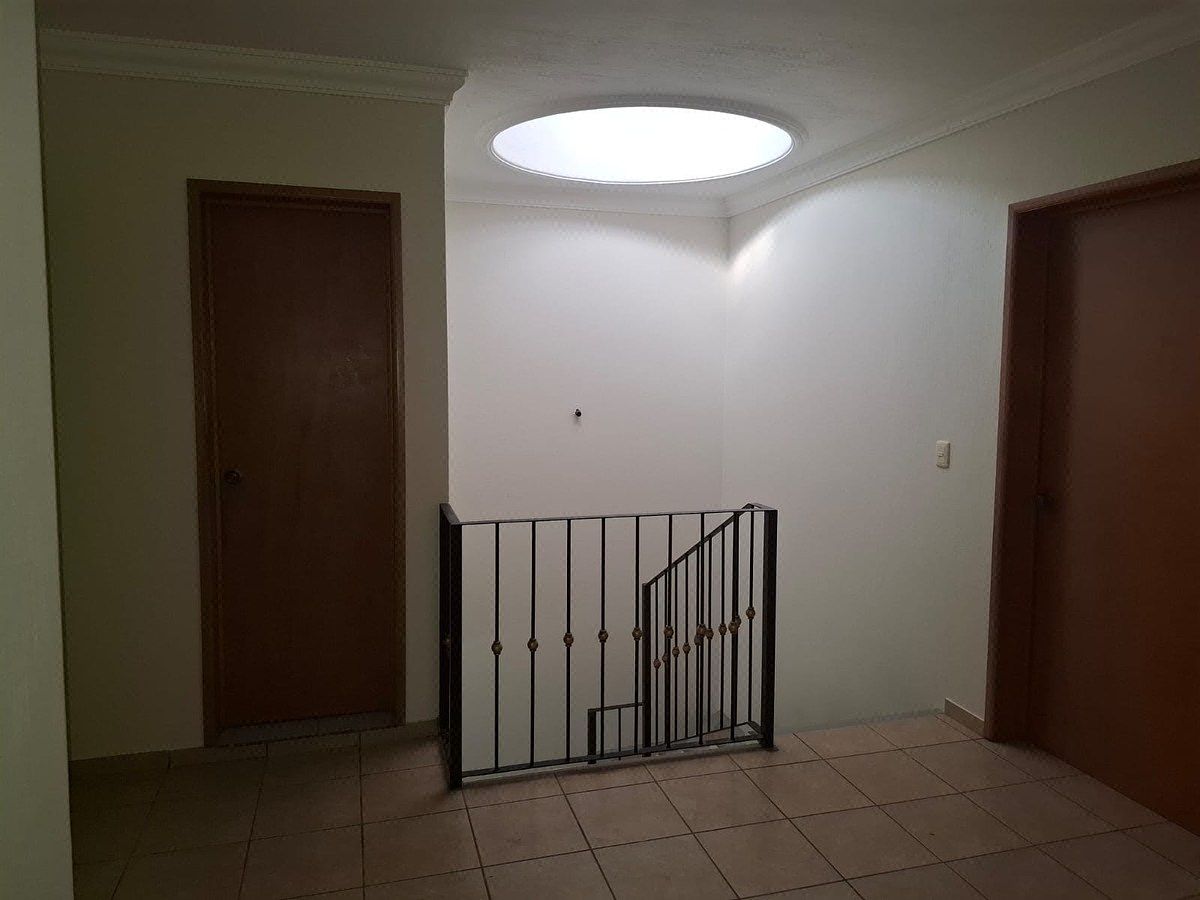 Casa em Rinconada de Los Sauces, Zapopan, foto 10 de 15