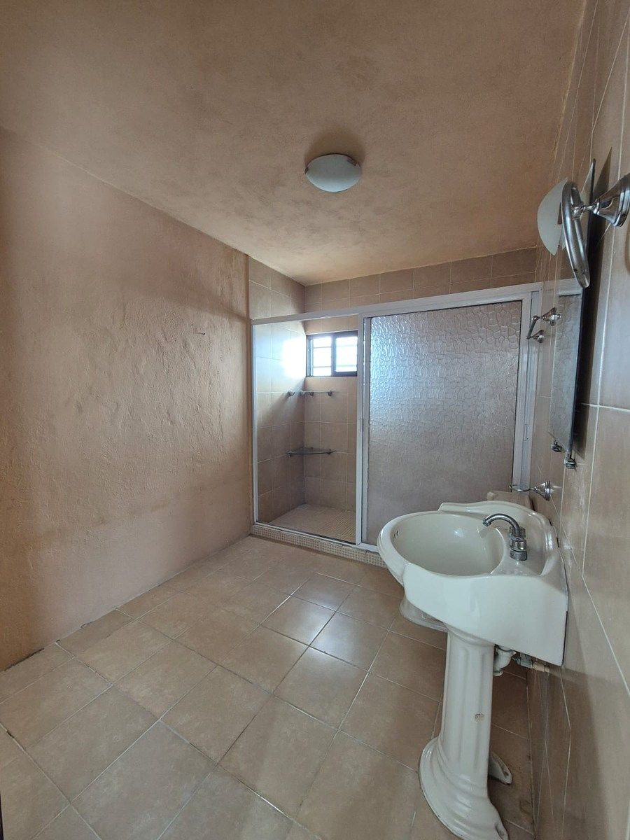 baño segunda recamara, foto 14 de 16