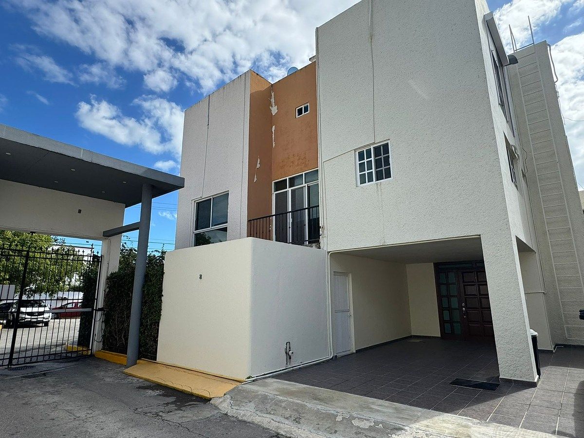 Casa en Venta | SM 21, Cancún | 4 Recámaras | Privada con Seguridad y Alberca, foto 1 de 20