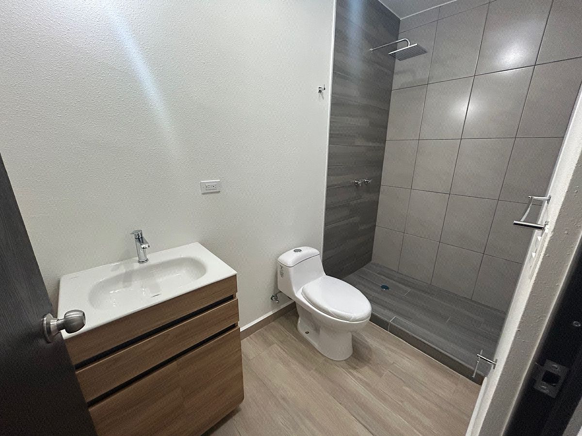 Casa en condominio en Burdeos, Tijuana, foto 5 de 30