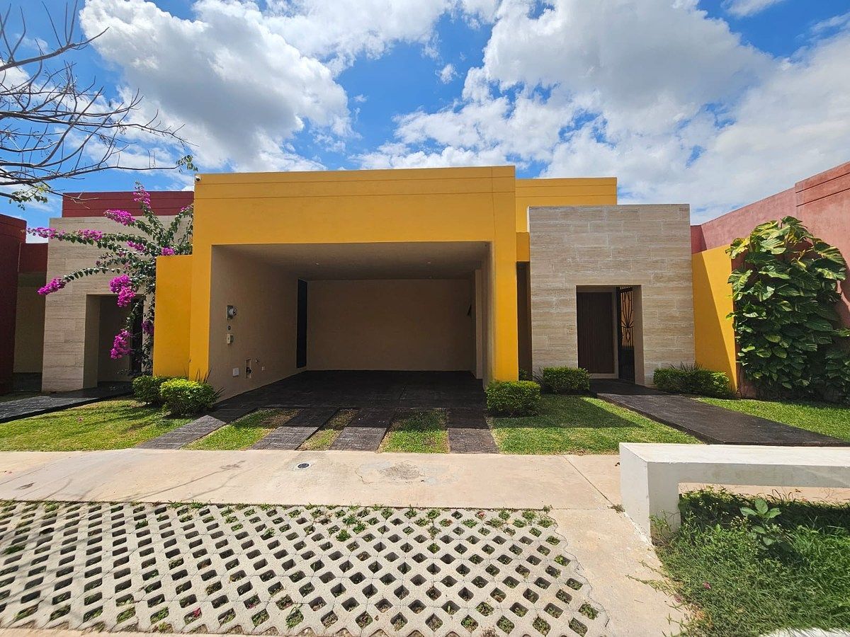 Casa para alugar mobiliada com piscina e 9 painéis solares em Conkal, Yucatán., foto 1 de 20