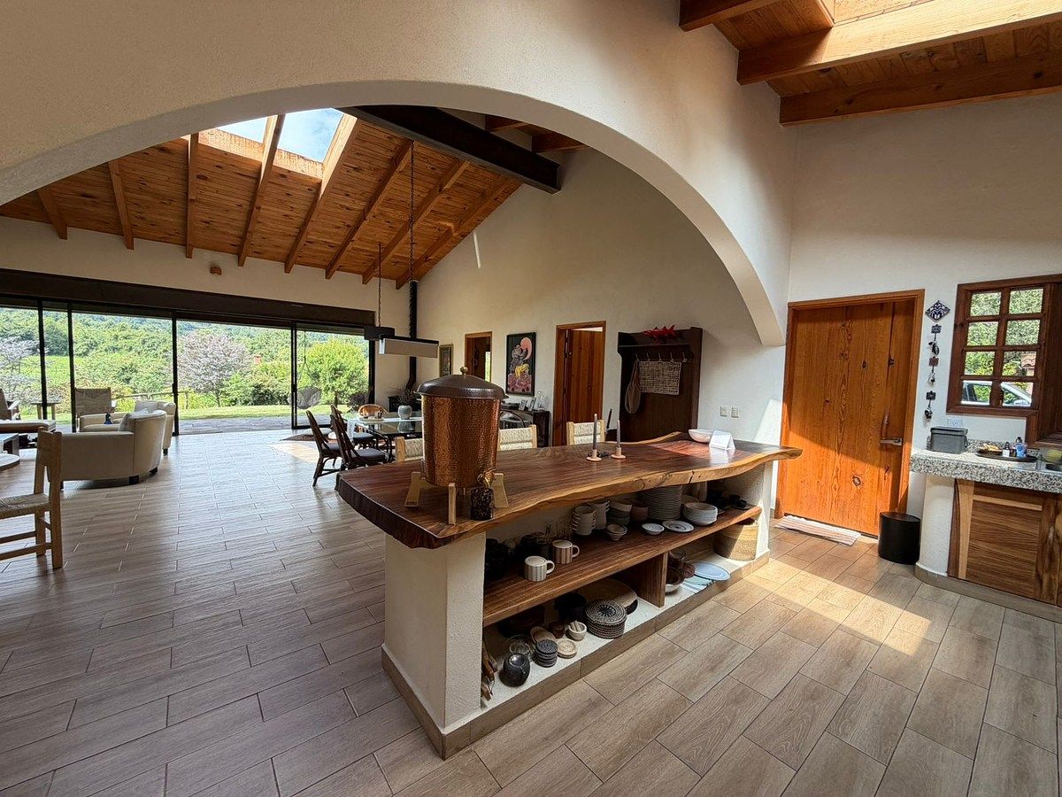 Casa en Cerro Gordo, Valle de Bravo, foto 8 de 25