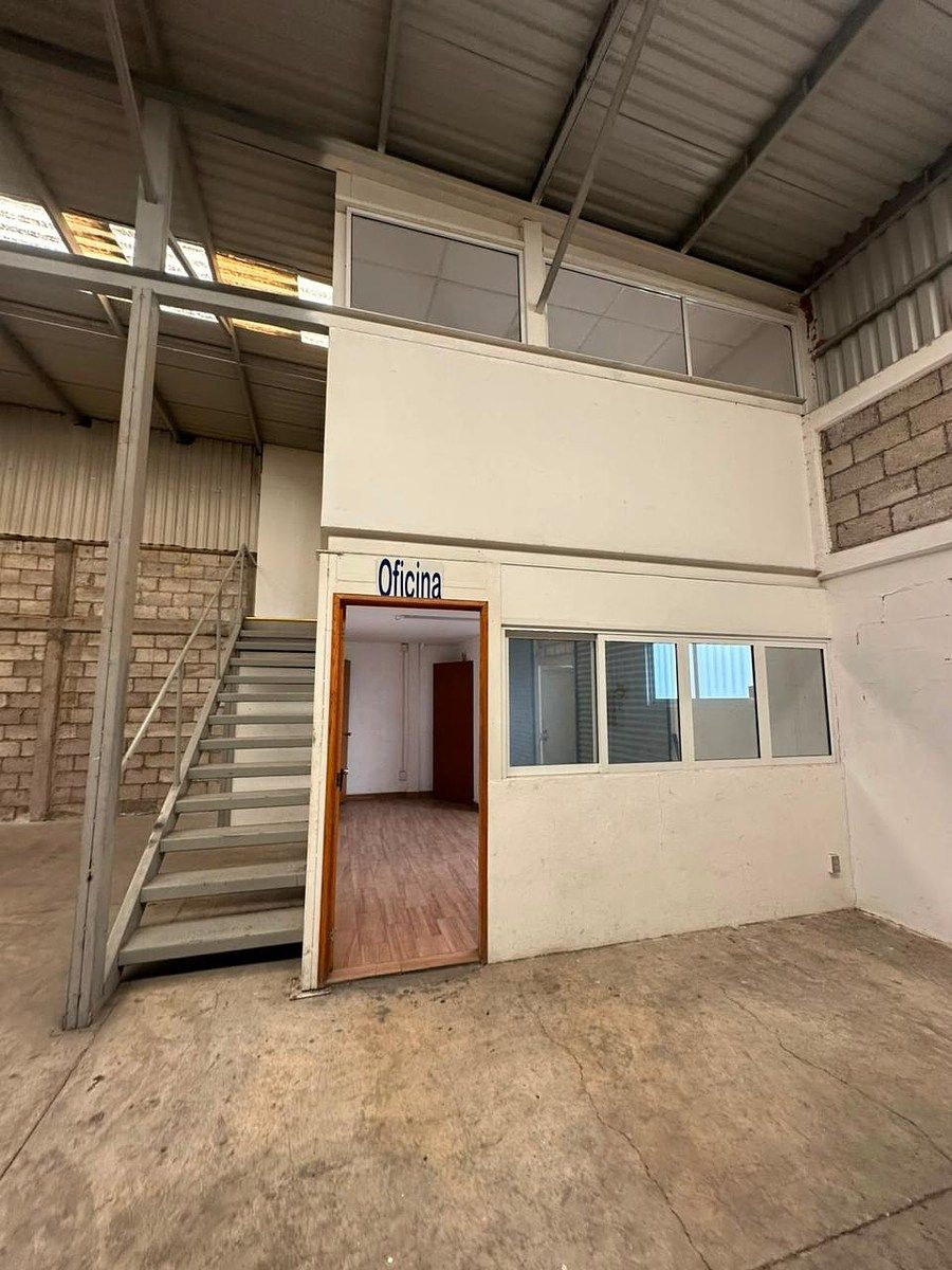 Bodega comercial en Pirámides, Corregidora, foto 5 de 12