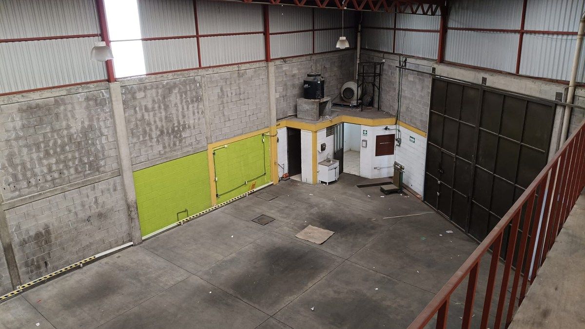 Bodega comercial en Valle de Aragón, Nezahualcóyotl, foto 2 de 9