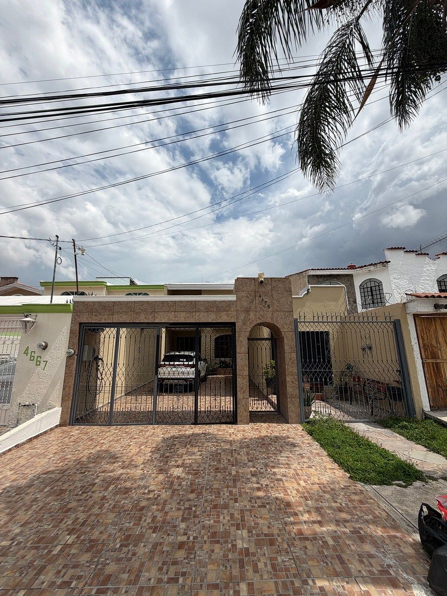 Casa na propriedade, foto 1 de 15