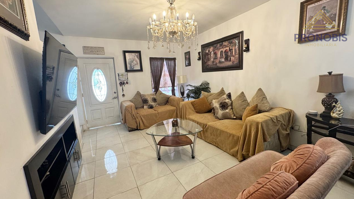 Casa en Residencial Segovia, Mexicali, foto 2 de 11