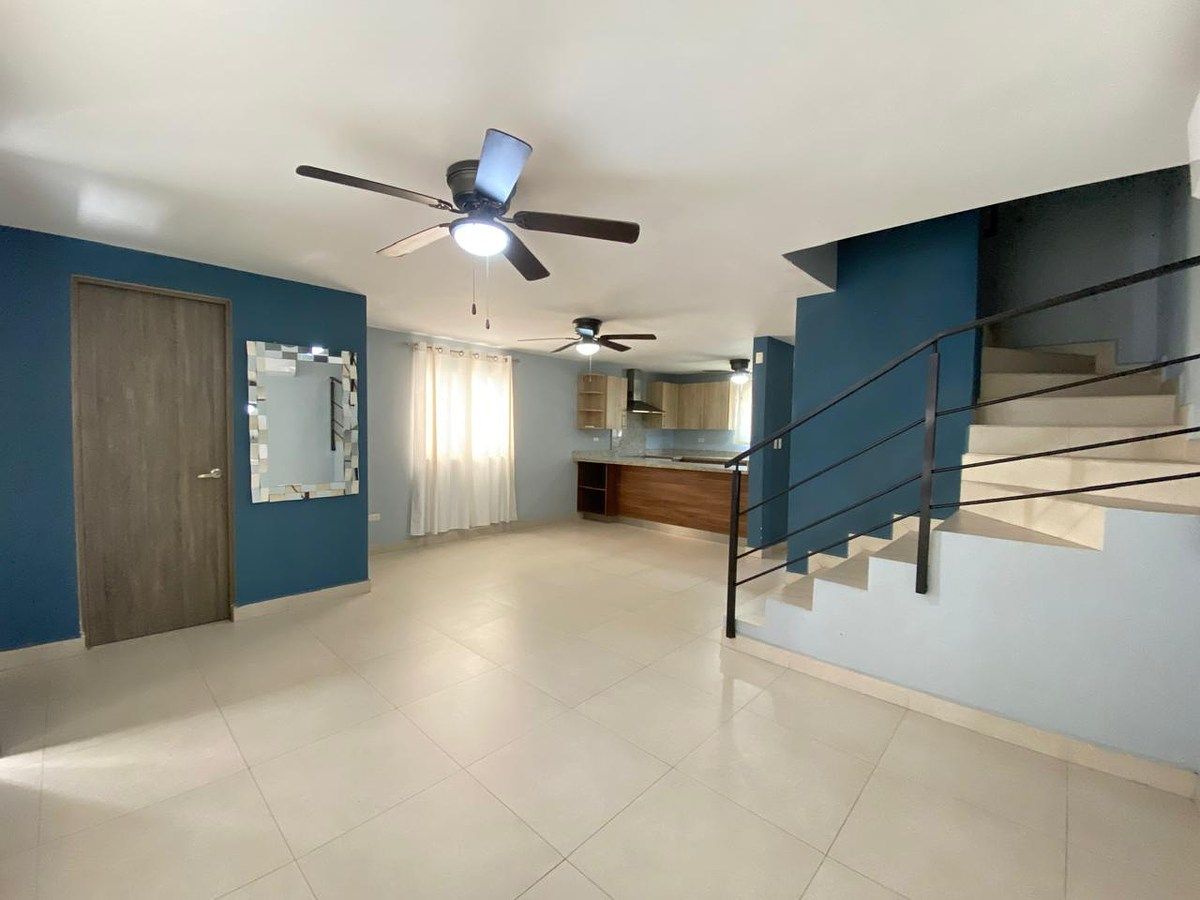 Casa en Valle de Cumbres, García, foto 5 de 24