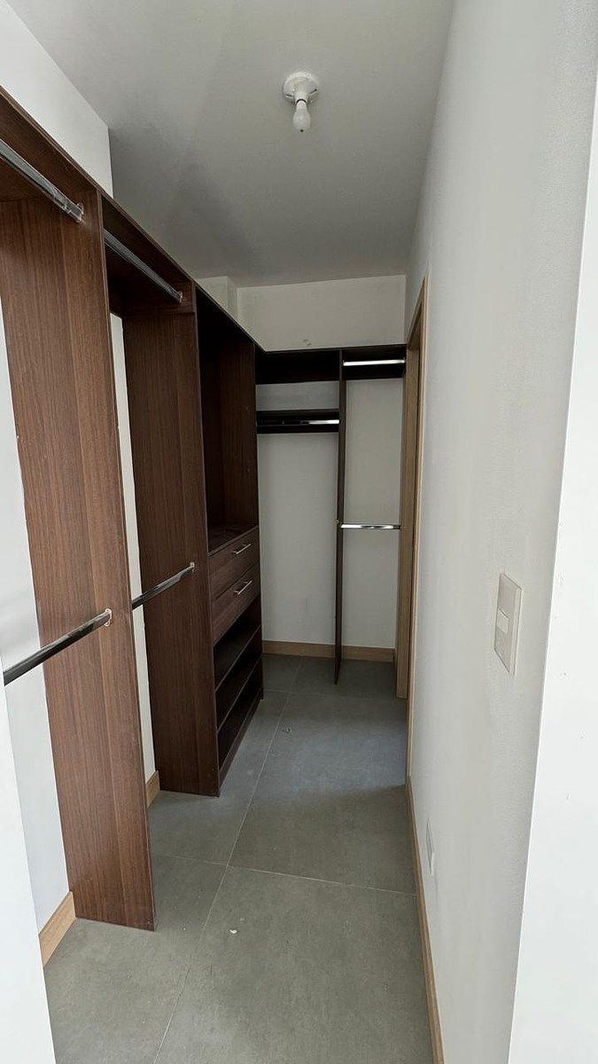 Apartamento en Zona 10, Guatemala, foto 6 de 13
