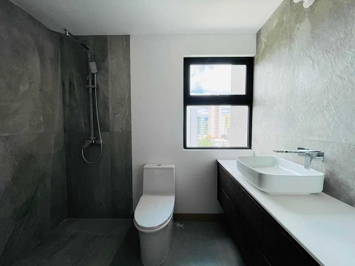 Apartamento en Zona 10, Guatemala, foto 9 de 13