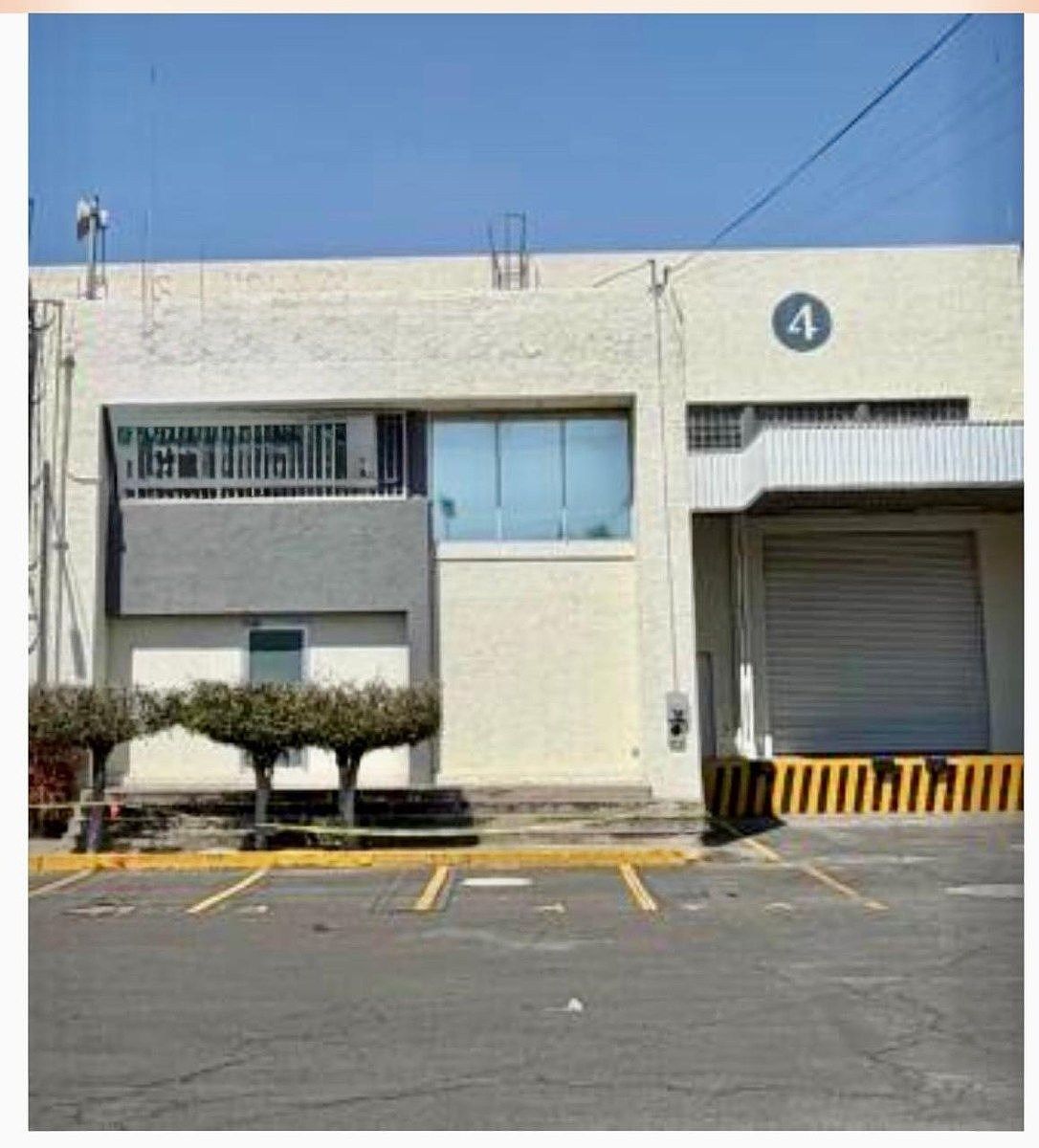 BODEGA EN RETA 1,182, av. Lopez Mateos Sur A 500 m de PERIFERICO, foto 1 de 3