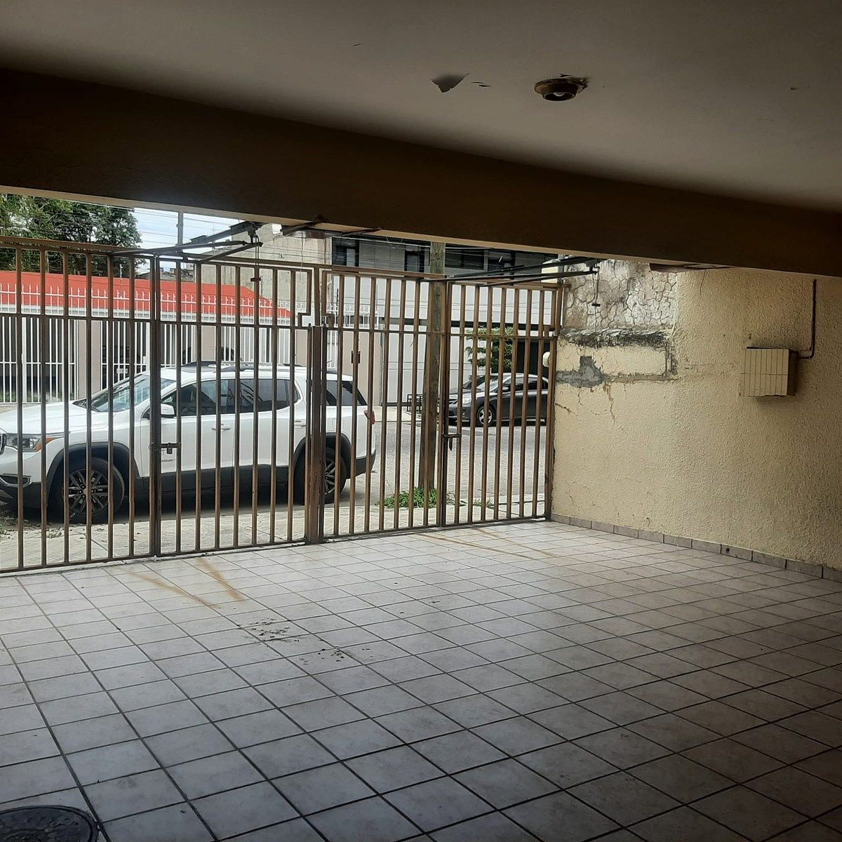 Casa en Jardines del Bosque Norte, Guadalajara, foto 36 de 37