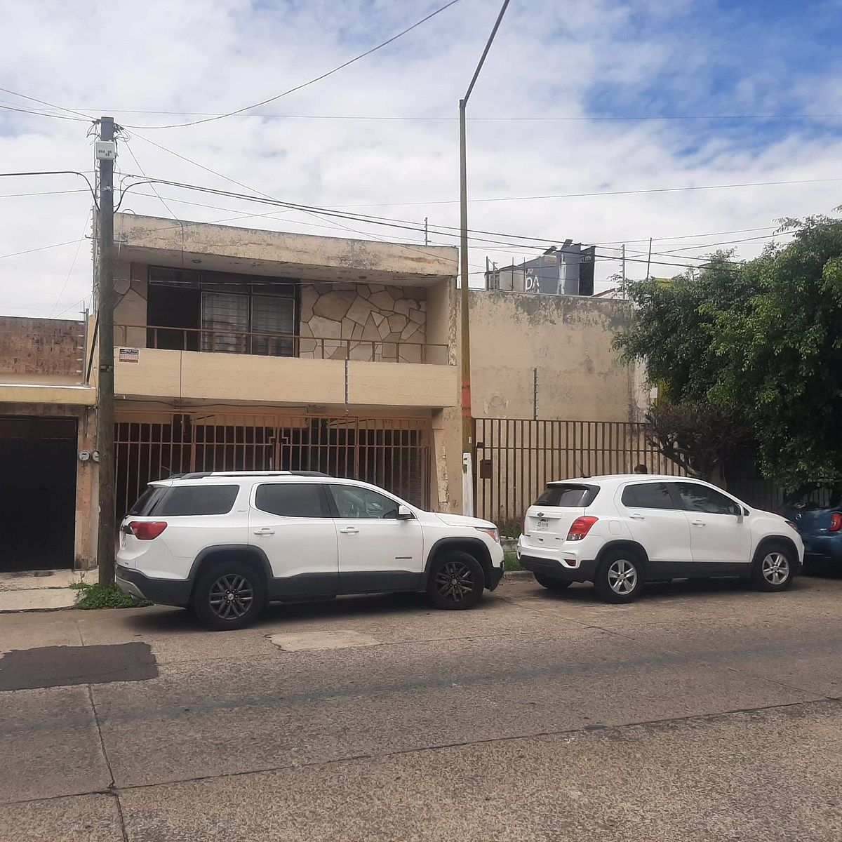 Casa en Venta en Jardines del Bosque | Ideal para Residencia o Proyecto Comercia, foto 1 de 37