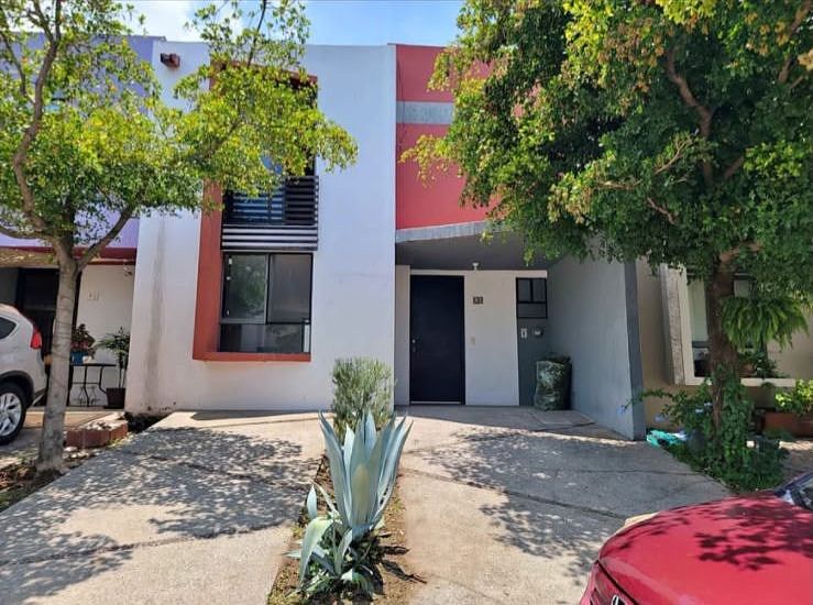 Casa à venda em Foresta Santa Anita, foto 1 de 12
