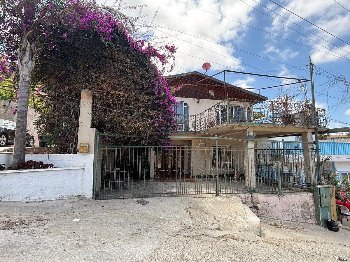Casa en Venta Col. Monte San Antonio Tijuana, foto 1 de 41