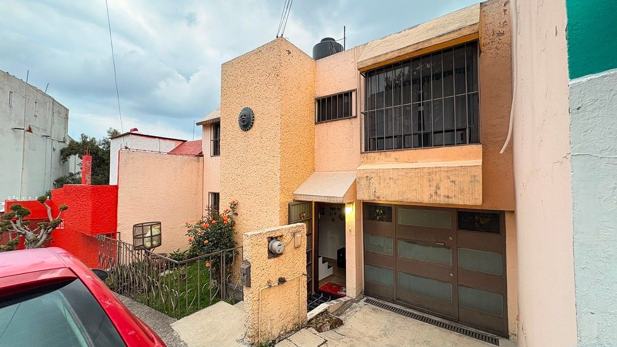 House in Lomas Verdes 5a Sección (La Concordia), Naucalpan de Juárez, photo 2 of 17